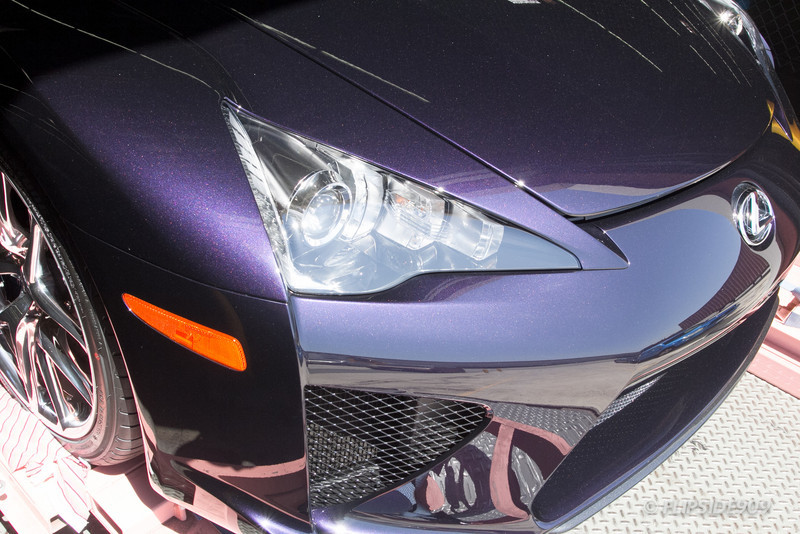Illustration for article titled Lexus LFA Shipping Process